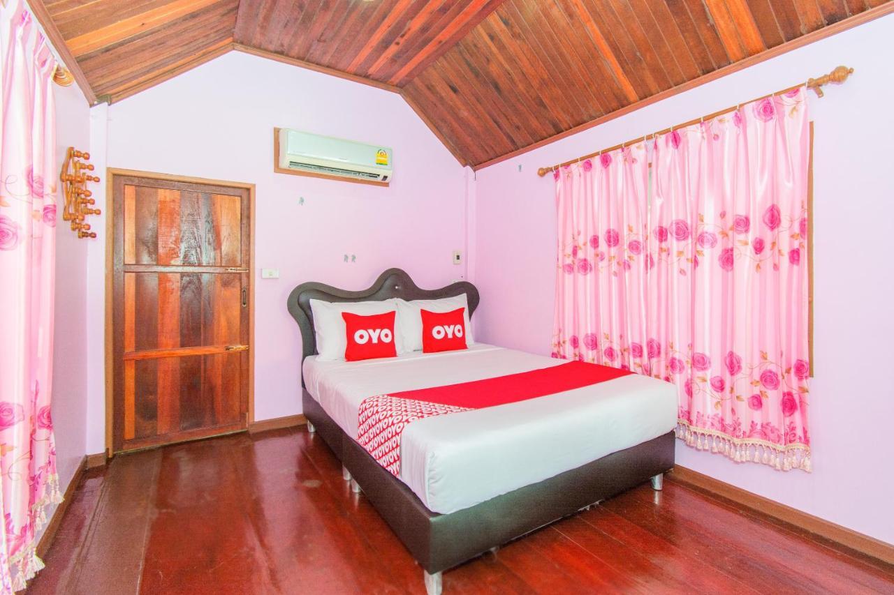 Oyo 712 Baandin Resort Phetchaburi Ngoại thất bức ảnh